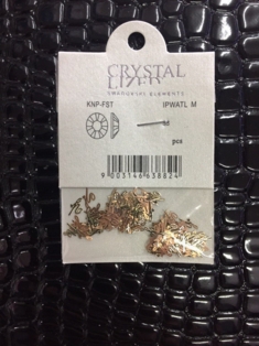 Дизайн металлический букввы